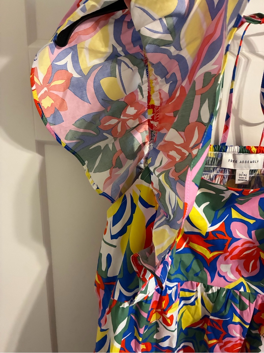 Free Assembly Multicolor Floral Ruffle Mini Dress - Picture 4 of 10